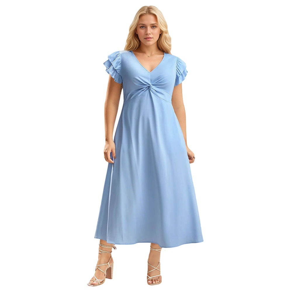 Rochie care flatează silueta, cu talie strâmtă.